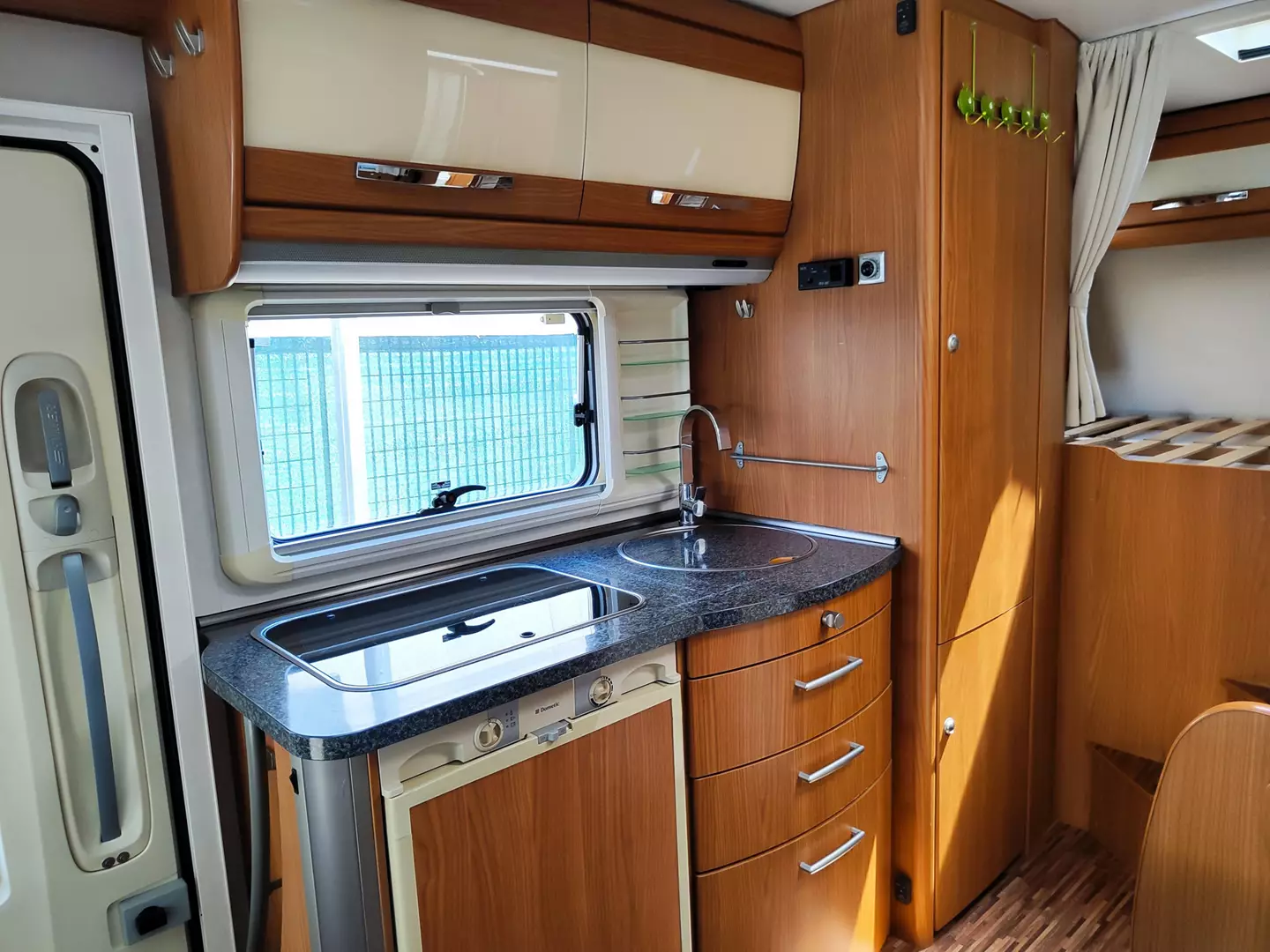 Hymer B 514 SL Gold Edition - cucina