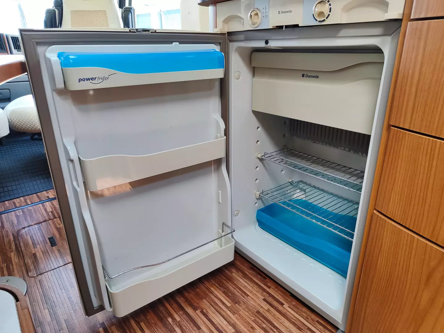 Hymer B 514 SL Gold Edition - frigorifero