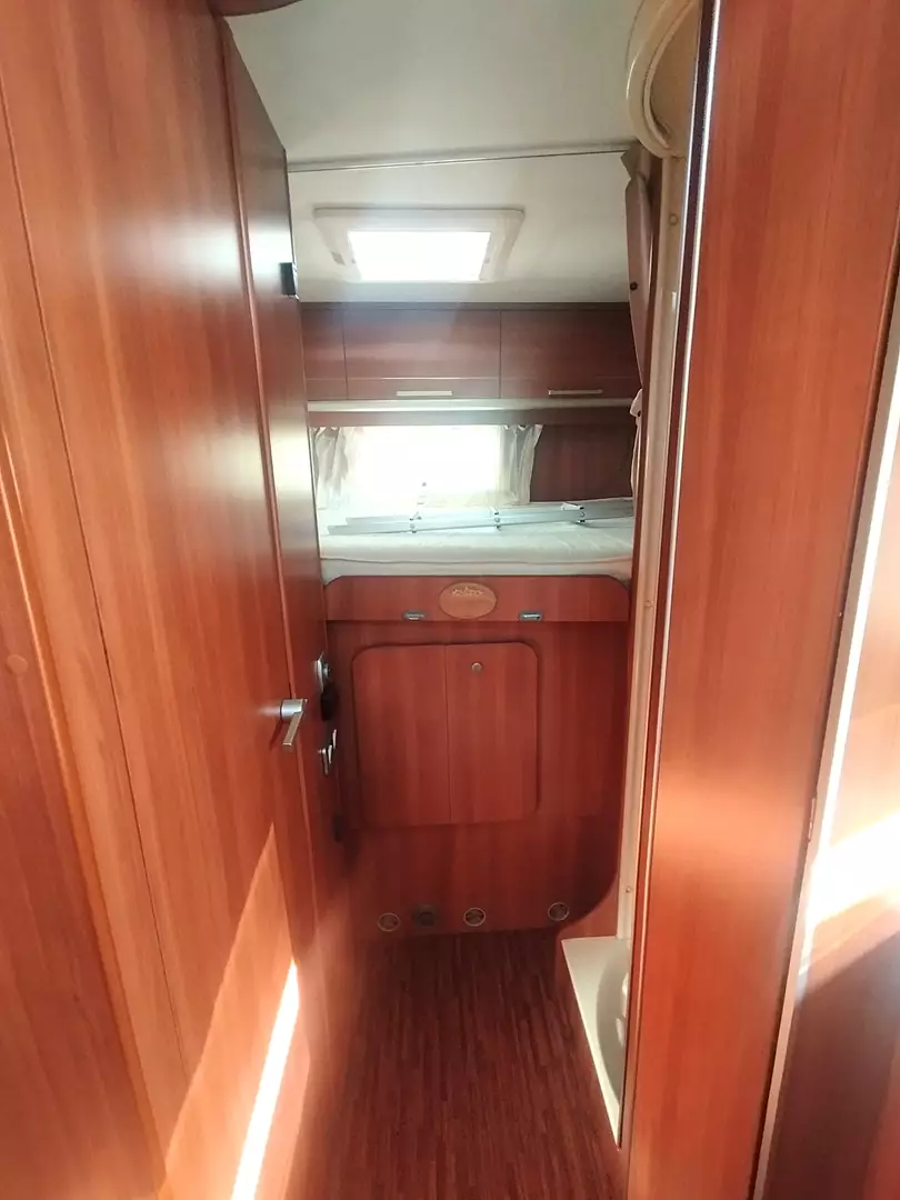 letto trasversale post Laika X710