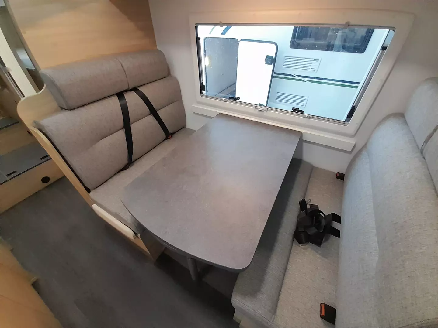 C727 11