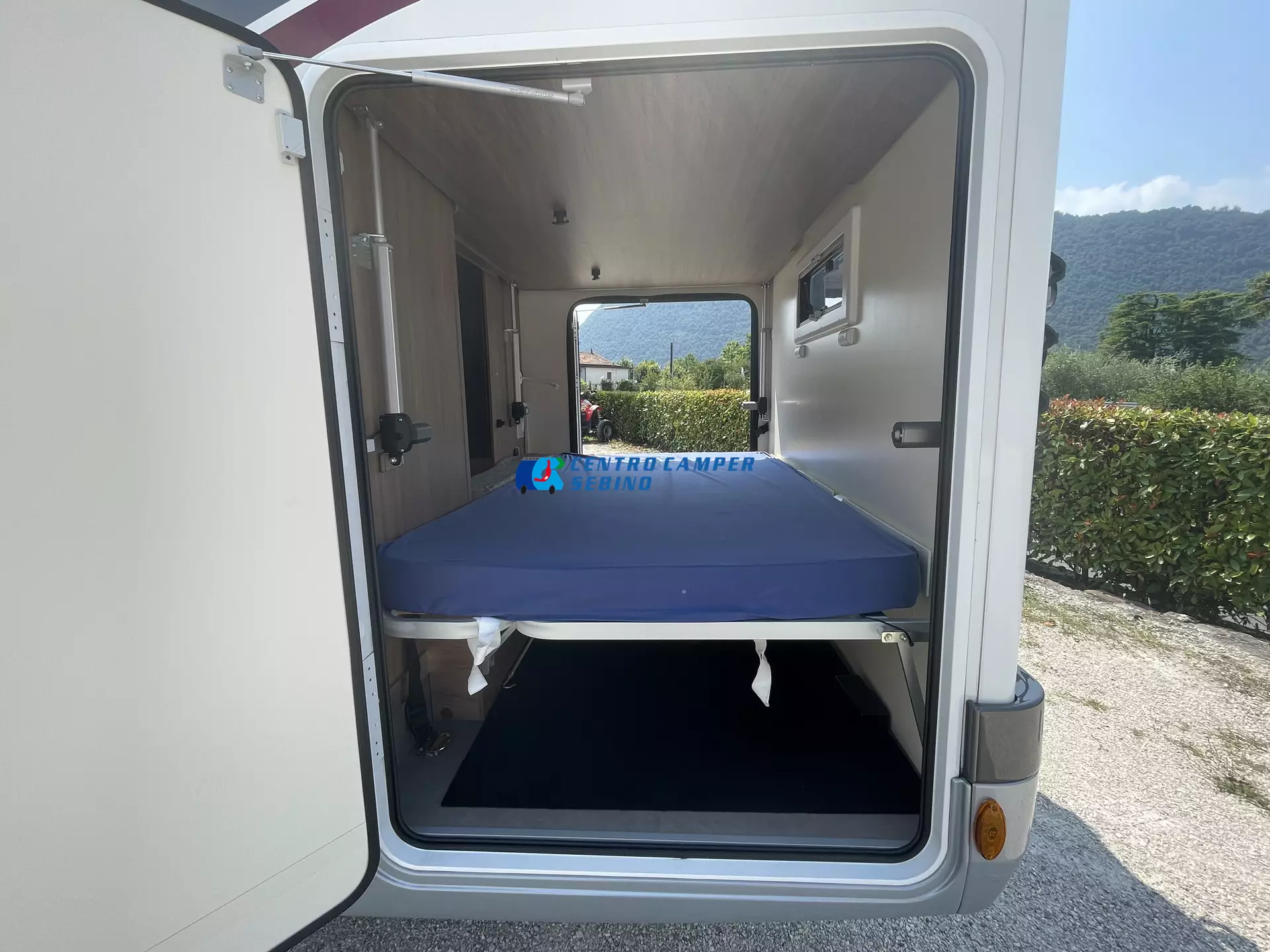 Elnagh Baron 20 letto a castello matrimoniale posteriore