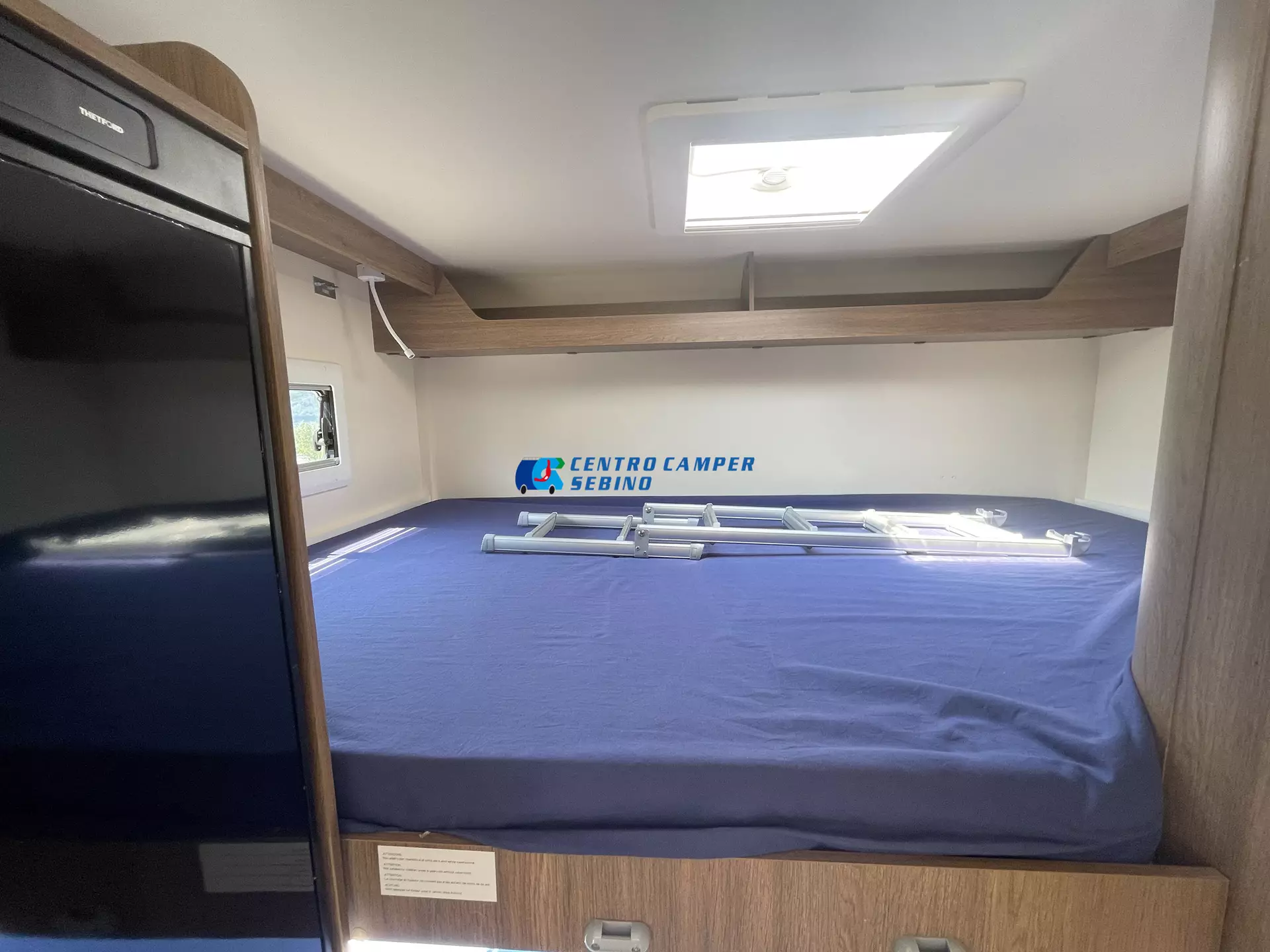 Elnagh Baron 20 letto a castello matrimoniale superiore