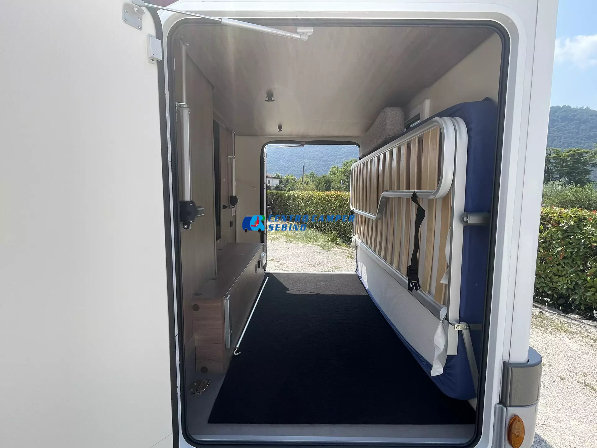 Elnagh Baron 20 letto a castello inferiore alzabile