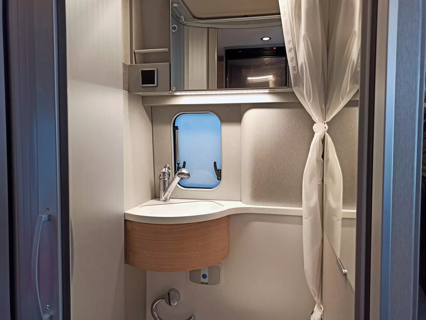 Hymer Free 600