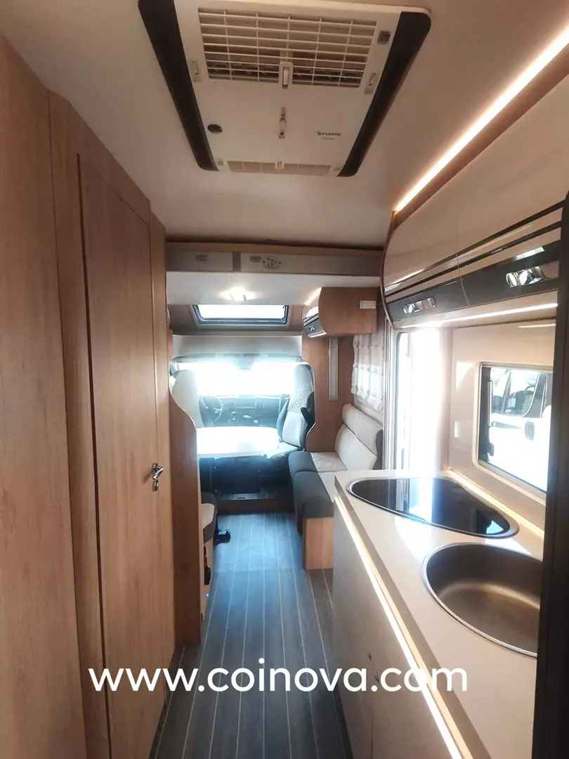 panoramica interni Horon Elite 98 XT