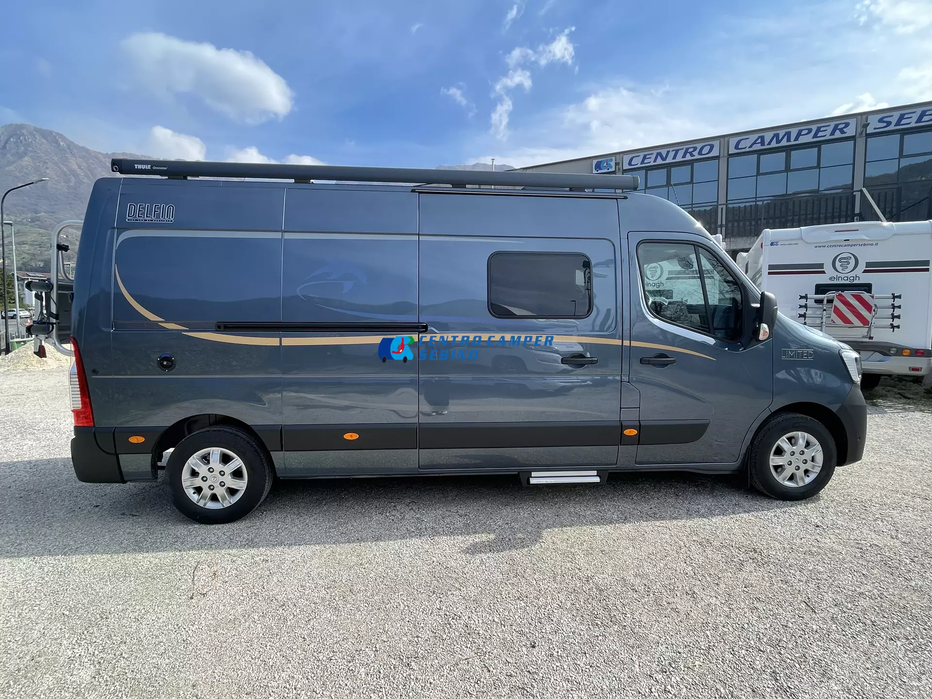 Noleggio Burstner Delfin C 621 Limited