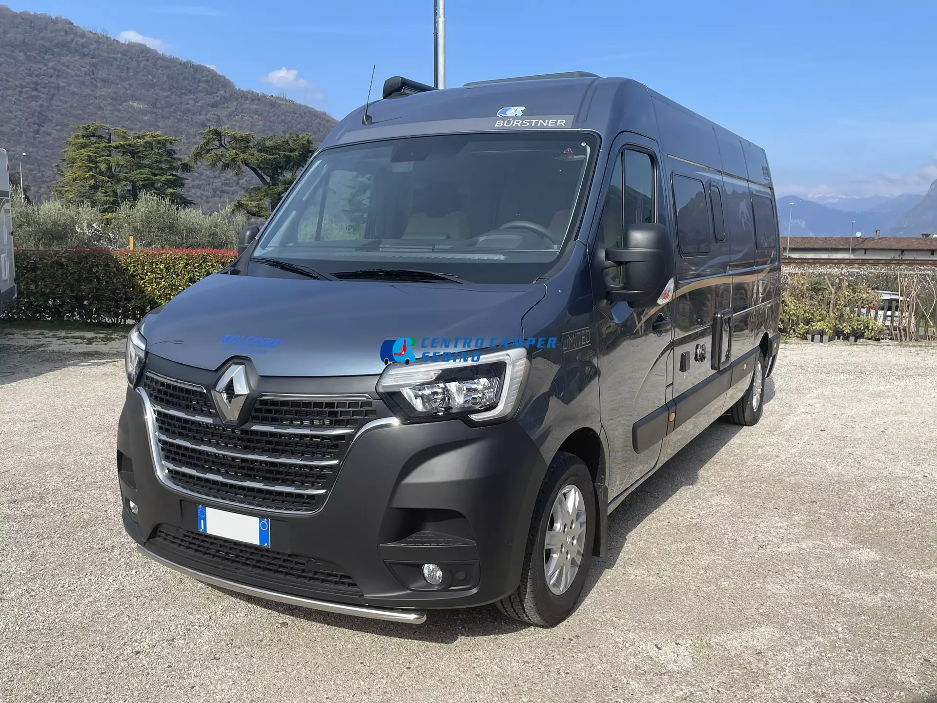 Noleggio Burstner Delfin C 621 Limited