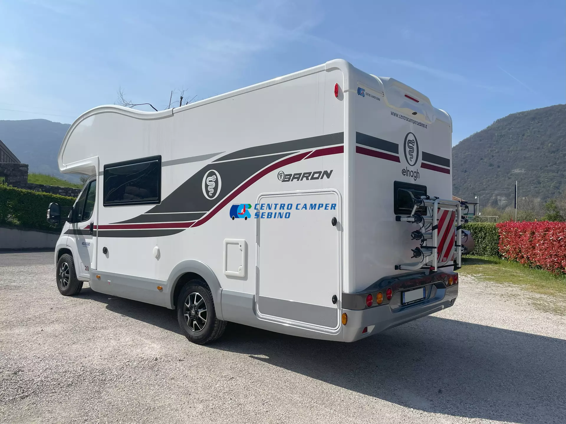 Elnagh Baron 20 8 posti letto e 6 posti viaggio omologati