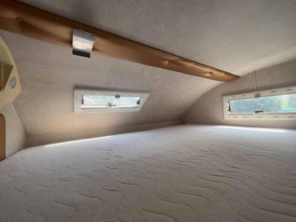 Camper mansardato - SUPERBRIG 678