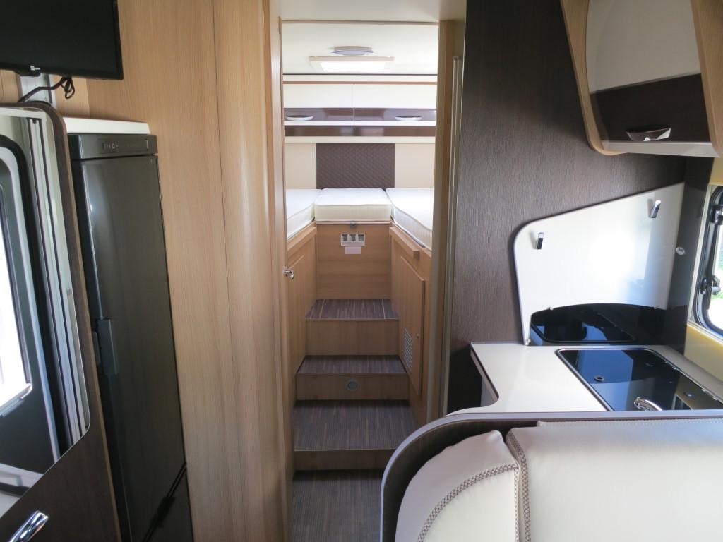 MC4 273 (Premium)