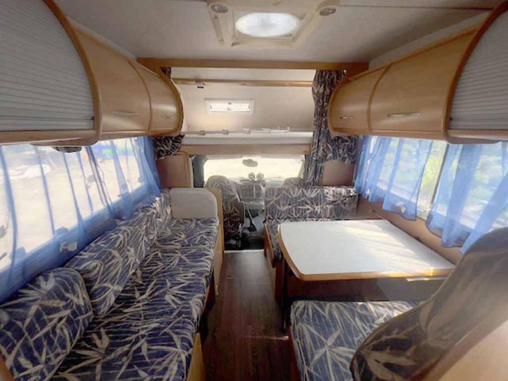 Camper mansardato - SUPERBRIG 678