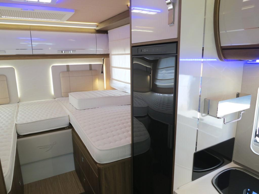 H699 GLG (Premium)