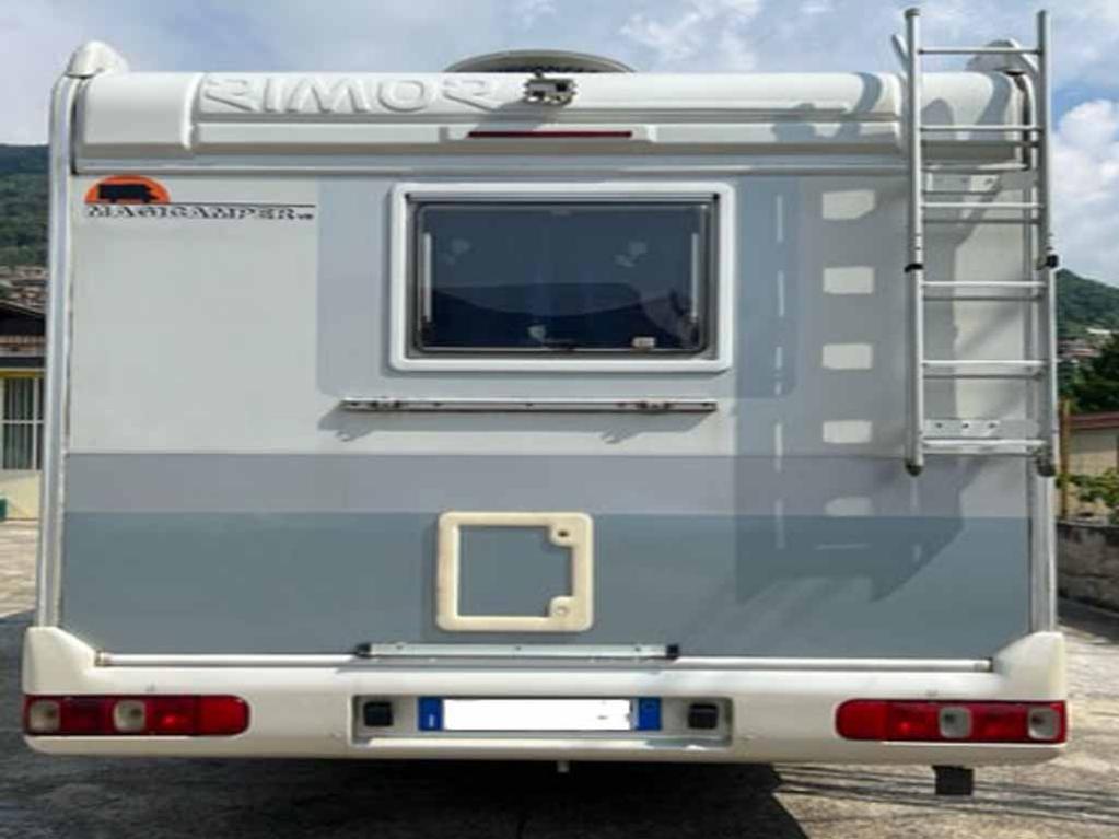 Camper mansardato - SUPERBRIG 678