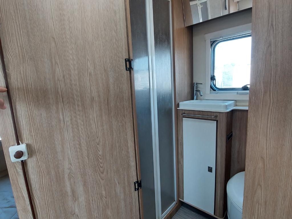 Camper mansardato - Seal 9